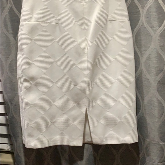 White Anne Klein scoop neck dress - Picture 4 of 4